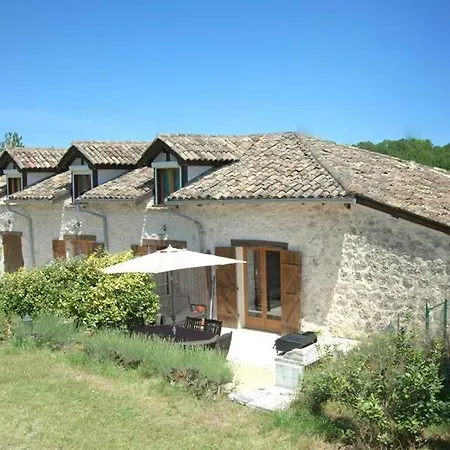 Holiday home Les De La Moure Basse